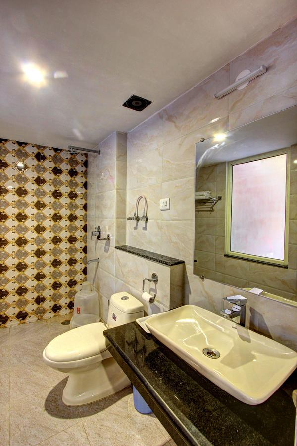 Hotel Maple Retreat Manali (Himachal Pradesh)
